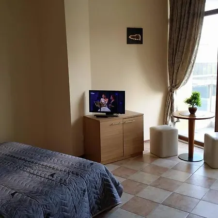 Апартамент Kaya House 8 *